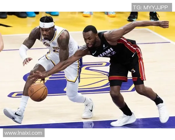 马库斯斯马特的篮球之路与个人成长故事解析